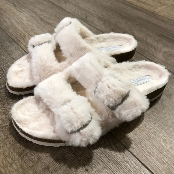 NWOT! - The White Company London - Faux Fur Buckle Cork Sandals - Picture 3 of 7
